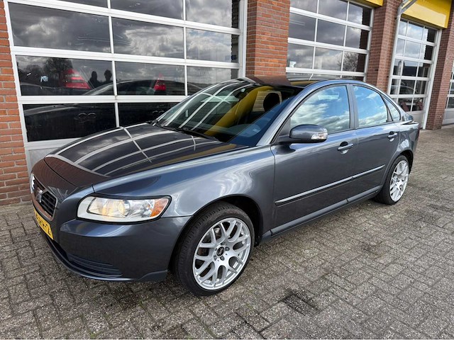 Volvo - s40 - 1.8 - personenauto - 2009 - afbeelding 1 van  25