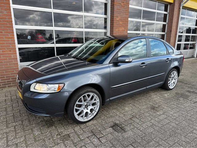 Volvo - s40 - 1.8 - personenauto - 2009 - afbeelding 12 van  25