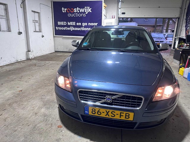Volvo - s40 - 1.8 edition ii sport - 86-xs-fb - afbeelding 16 van  18