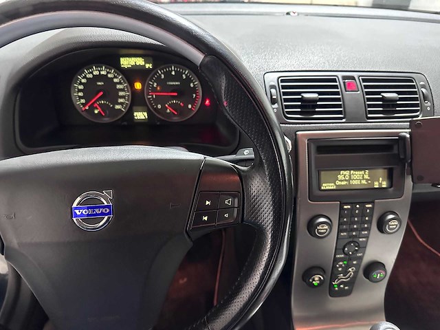 Volvo - s40 - 1.8 edition ii sport - 86-xs-fb - afbeelding 18 van  18