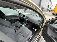 Volvo - s40 - 1.8 kinetic - personenauto - 2004 - afbeelding 3 van  26