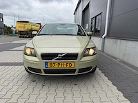 Volvo - s40 - 1.8 kinetic - personenauto - 2004 - afbeelding 1 van  26