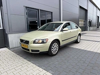Volvo - s40 - 1.8 kinetic - personenauto - 2004 - afbeelding 12 van  26