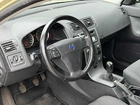 Volvo - s40 - 1.8 kinetic - personenauto - 2004 - afbeelding 24 van  26