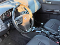 Volvo - s40 - 2.4 summum 91-rt-nb - personenauto - 2005 - afbeelding 17 van  17