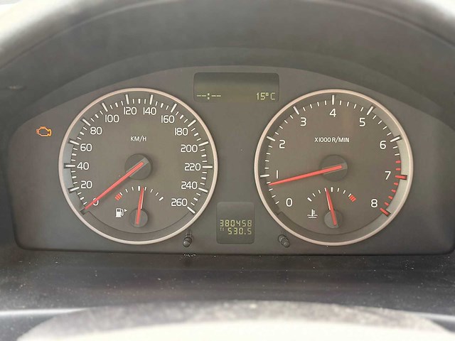 Volvo - s40 - 2.4 summum 91-rt-nb - personenauto - 2005 - afbeelding 8 van  8