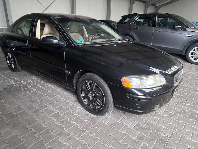 Volvo - s60 - 2.4 bi-fuel summum - 18-rh-dn - afbeelding 6 van  9