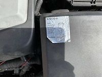 Volvo - s60 - 2.4 d5 drivers ed. - personenauto - 2008 - afbeelding 10 van  19