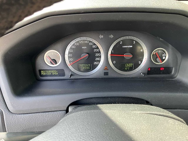 Volvo - s60 - 2.4 d5 drivers ed. - personenauto - 2008 - afbeelding 3 van  11