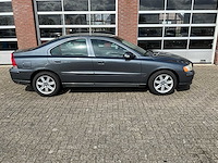 Volvo - s60 - 2.4 d5 drivers ed. - personenauto - 2008 - afbeelding 12 van  29
