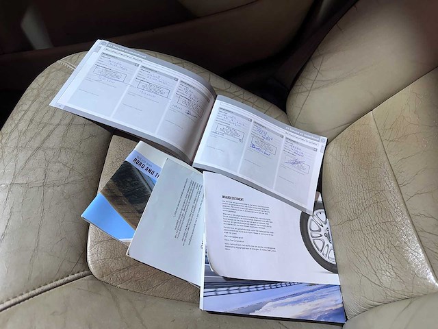 Volvo - s80 - 2.5 t momentum - 63-tr-nf - afbeelding 5 van  7