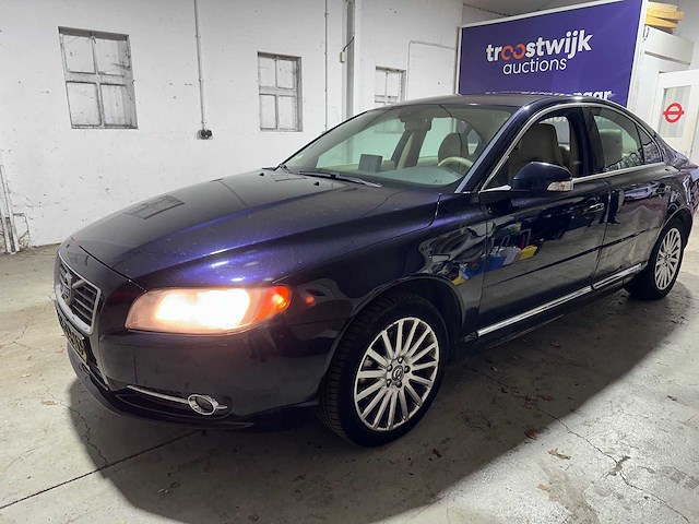 Volvo - s80 - 2.5 t momentum - 63-tr-nf - afbeelding 1 van  8