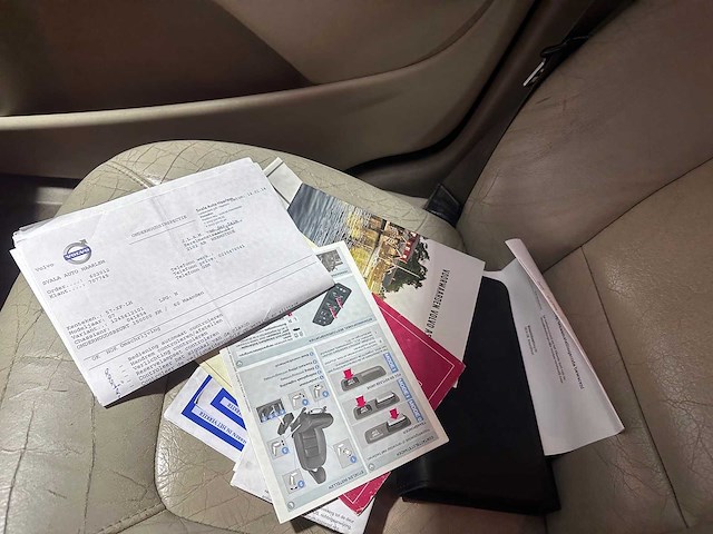 Volvo - s80 - 2.5 t momentum automaat- 57-xf-lh - afbeelding 14 van  21