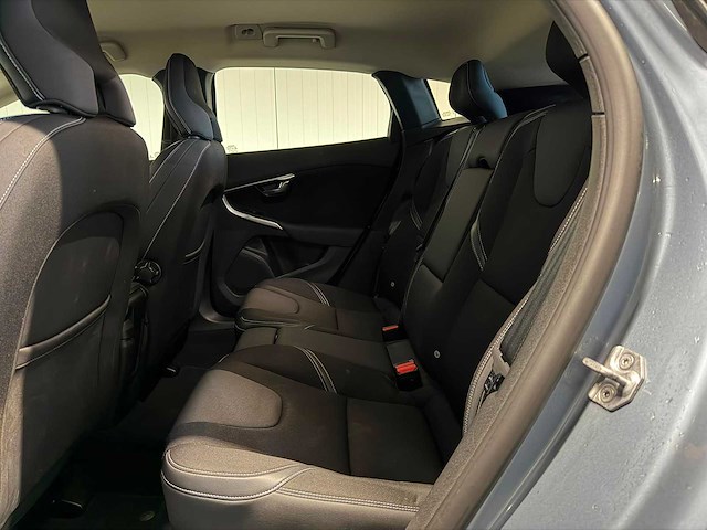 Volvo - v40 - 1.5 t2 nordic+ 2017 ng-667-h iaw - afbeelding 4 van  23