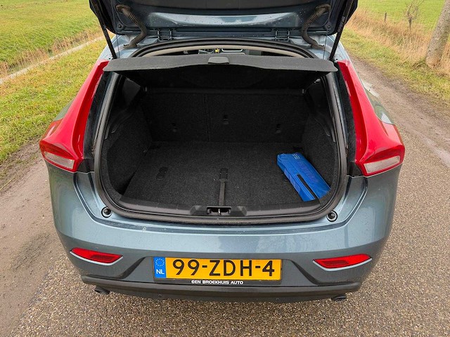 Volvo - v40 - 1.6 t3 kinetic 99-zdh-4 2012 iaw - afbeelding 2 van  16