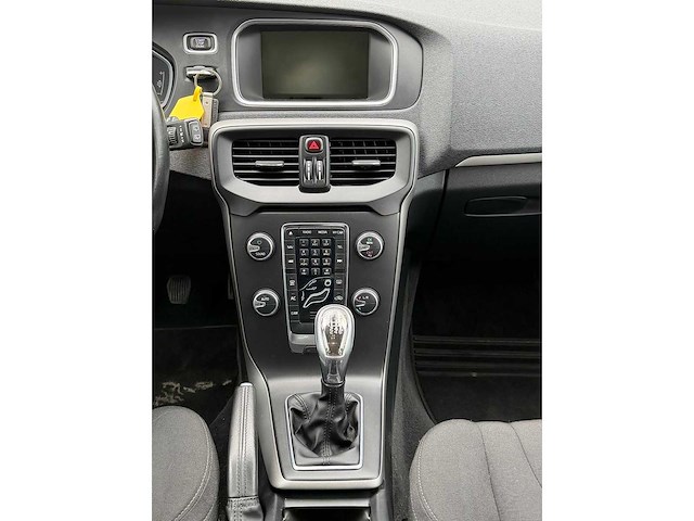 Volvo - v40 - 1.6 t3 kinetic 99-zdh-4 2012 iaw - afbeelding 7 van  16