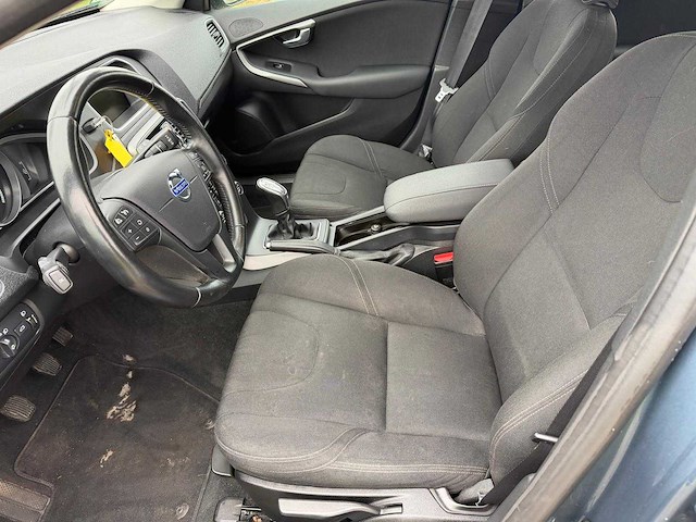 Volvo - v40 - 1.6 t3 kinetic 99-zdh-4 2012 iaw - afbeelding 15 van  16