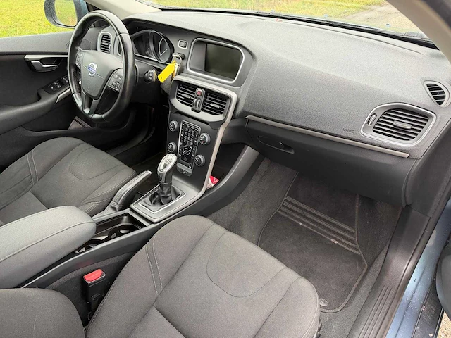 Volvo - v40 - 1.6 t3 kinetic 99-zdh-4 2012 iaw - afbeelding 4 van  16