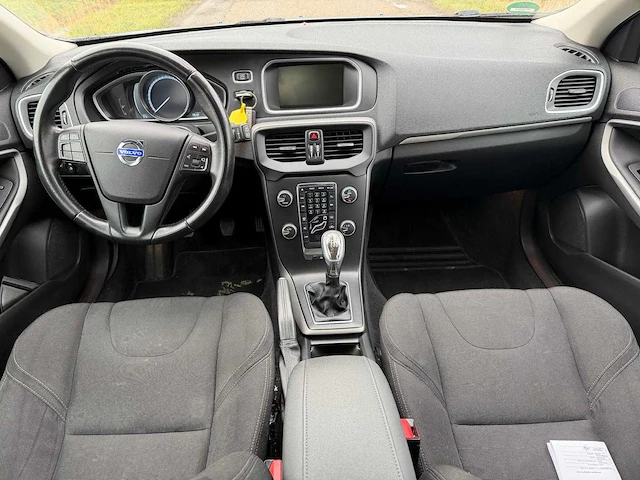 Volvo - v40 - 1.6 t3 kinetic 99-zdh-4 2012 iaw - afbeelding 6 van  16