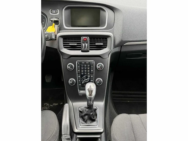 Volvo - v40 - 1.6 t3 kinetic 99-zdh-4 2012 iaw - afbeelding 7 van  16