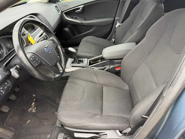 Volvo - v40 - 1.6 t3 kinetic 99-zdh-4 2012 iaw - afbeelding 15 van  16