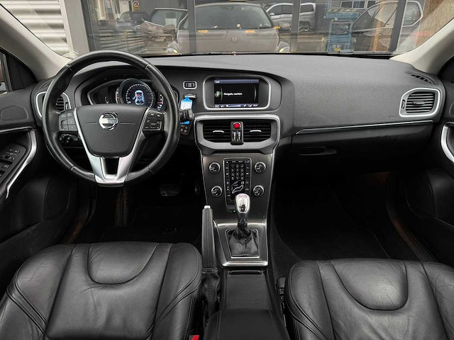 Volvo - v40 - 1.6 t4 summum - 91-zrr-9- 2013 iaw - afbeelding 11 van  24