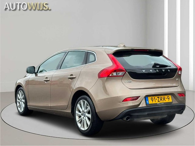 Volvo - v40 - 1.6 t4 summum - 91-zrr-9- 2013 iaw - afbeelding 22 van  24