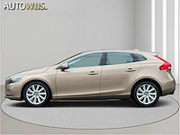 Volvo - v40 - 1.6 t4 summum - 91-zrr-9- 2013 iaw - afbeelding 23 van  24