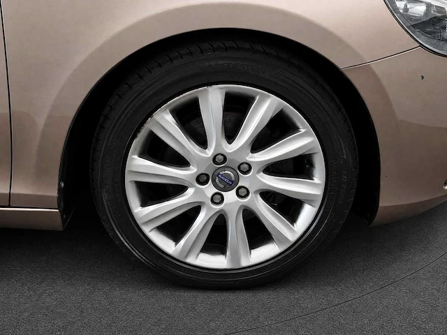 Volvo - v40 - 1.6 t4 summum 91-zrr-9 2013 iaw - afbeelding 13 van  15