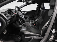Volvo - v40 - 2.0 d2 kinetic - tv-161-d- 2016 iaw - afbeelding 3 van  17