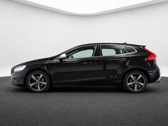 Volvo - v40 - 2.0 d2 kinetic - tv-161-d- 2016 iaw - afbeelding 14 van  17