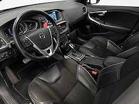 Volvo - v40 - 2.0 d2 kinetic - tv-161-d- 2016 iaw - afbeelding 8 van  17