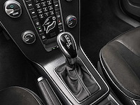 Volvo - v40 - 2.0 d2 kinetic - tv-161-d- 2016 iaw - afbeelding 4 van  17