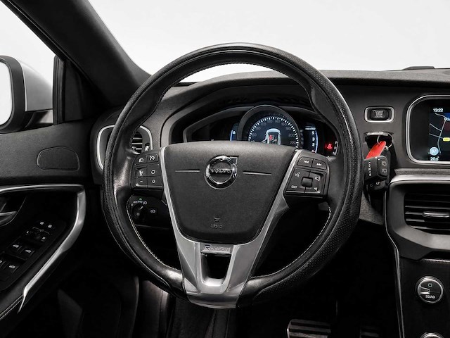 Volvo - v40 - 2.0 d2 kinetic - tv-161-d- 2016 iaw - afbeelding 7 van  17