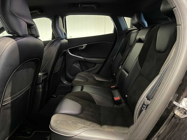 Volvo - v40 - 2.0 d2 kinetic tv-161-d- 2016 iaw - afbeelding 3 van  22