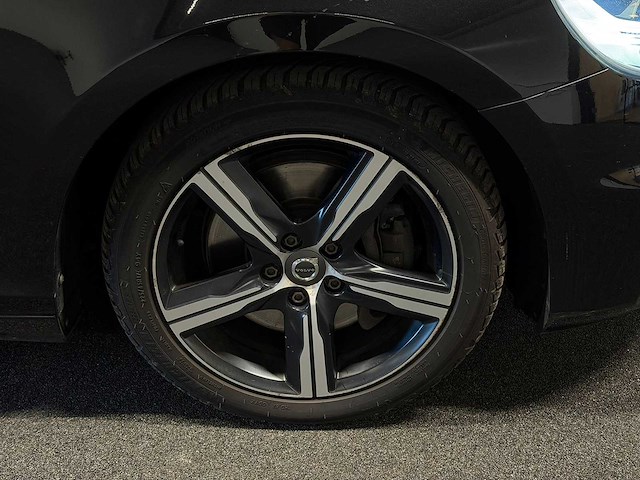 Volvo - v40 - 2.0 d2 kinetic tv-161-d- 2016 iaw - afbeelding 14 van  22