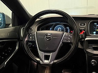 Volvo - v40 - 2.0 d2 kinetic tv-161-d- 2016 iaw - afbeelding 15 van  22