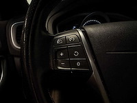 Volvo - v40 - 2.0 d2 kinetic tv-161-d- 2016 iaw - afbeelding 17 van  22