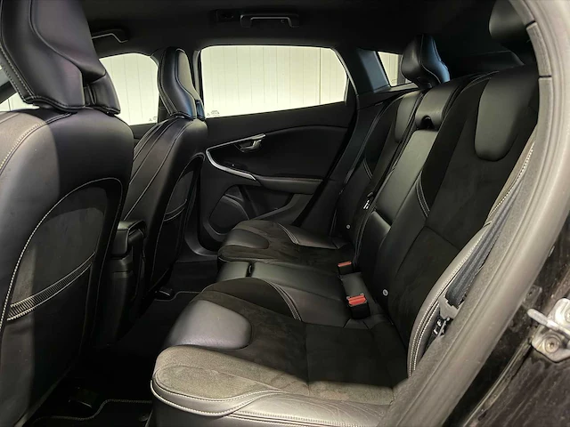 Volvo - v40 - 2.0 d2 kinetic tv-161-d- 2016 iaw - afbeelding 5 van  22