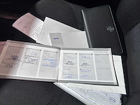 Volvo - v40 - 2.0 d4 momentum bns - 7-xxk-52 - afbeelding 9 van  13