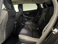 Volvo - v40 - 2.0 t2 momentum l-617-kf 2016 iaw - afbeelding 12 van  23