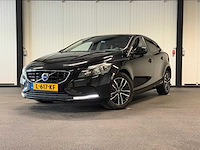 Volvo - v40 - 2.0 t2 momentum l-617-kf 2016 iaw