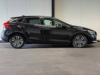 Volvo - v40 - 2.0 t2 momentum l-617-kf 2016 iaw - afbeelding 23 van  23