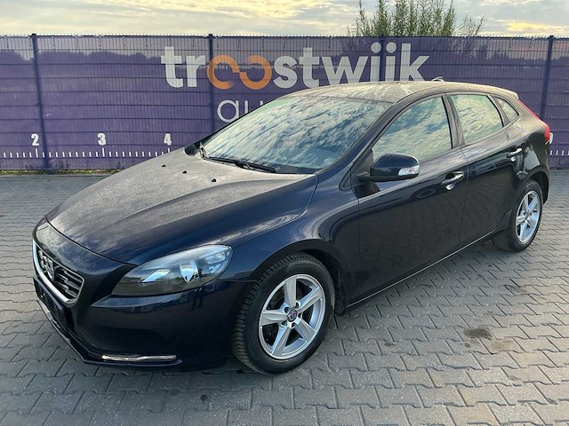 Volvo - v40 d2 - personenauto - afbeelding 1 van  13