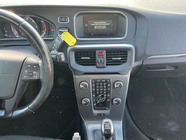 Volvo - v40 d2 - personenauto - afbeelding 12 van  13