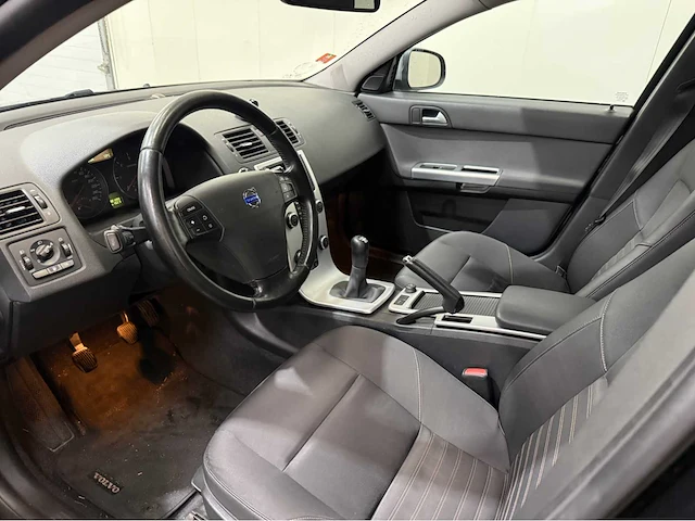 Volvo - v50 - 1.6 d2 s/s bns ed. - personenauto - 2012 - afbeelding 1 van  20