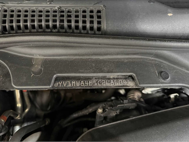 Volvo - v50 - 1.6 d2 s/s bns ed. - personenauto - 2012 - afbeelding 15 van  20