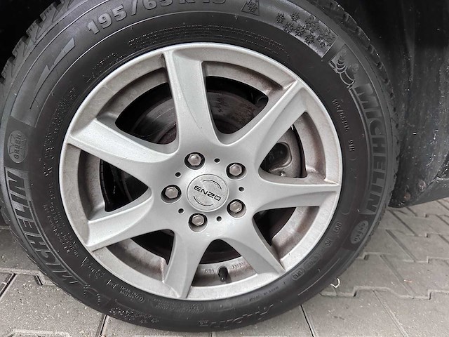 Volvo - v50 - 1.8 - 1-zsh-53- 2004 - afbeelding 10 van  18