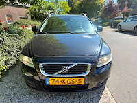 Volvo - v50 - 1.8 kinetic - 2009 - personenauto - 74-kgs-5 - afbeelding 3 van  10