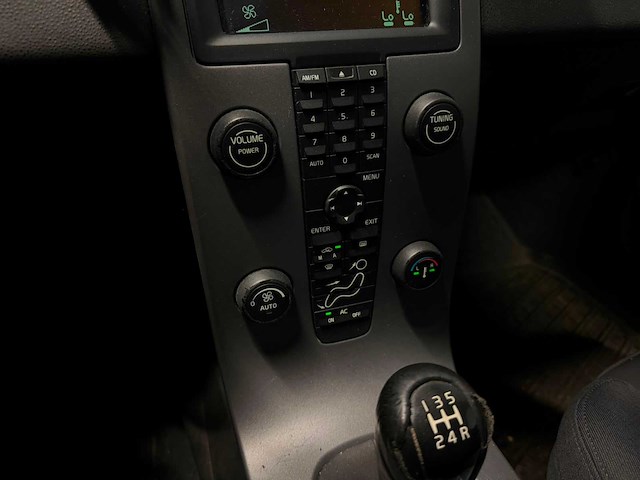 Volvo - v50 - 1.8 kinetic - 64-sn-gs 2006 iaw - afbeelding 2 van  18